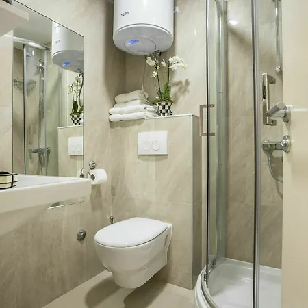 Centro Di Centri Guest house