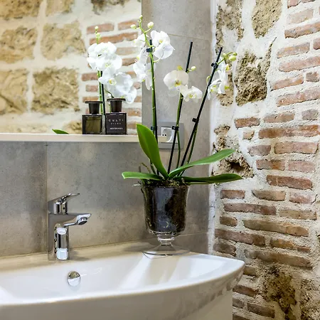 Centro Di Centri Guest house