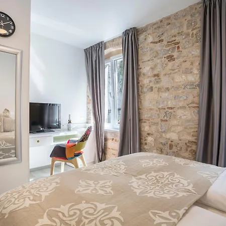 招待所 迪中心旅馆 斯普利特