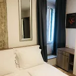 Centro Di Centri Guest house 4*
