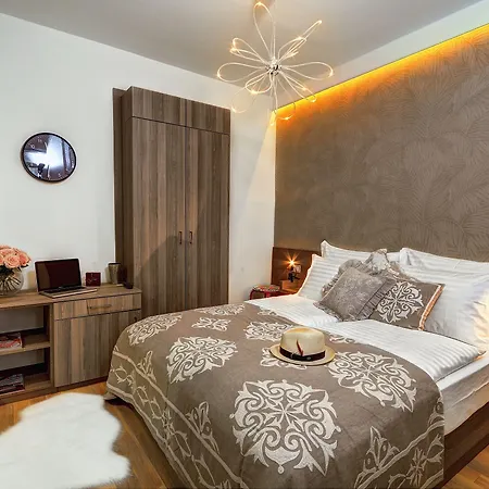 Centro Di Centri Gostinjska kuća