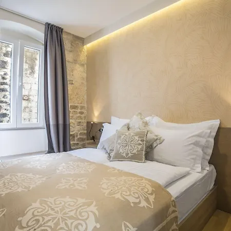 Gostinjska kuća Centro Di Centri 4*